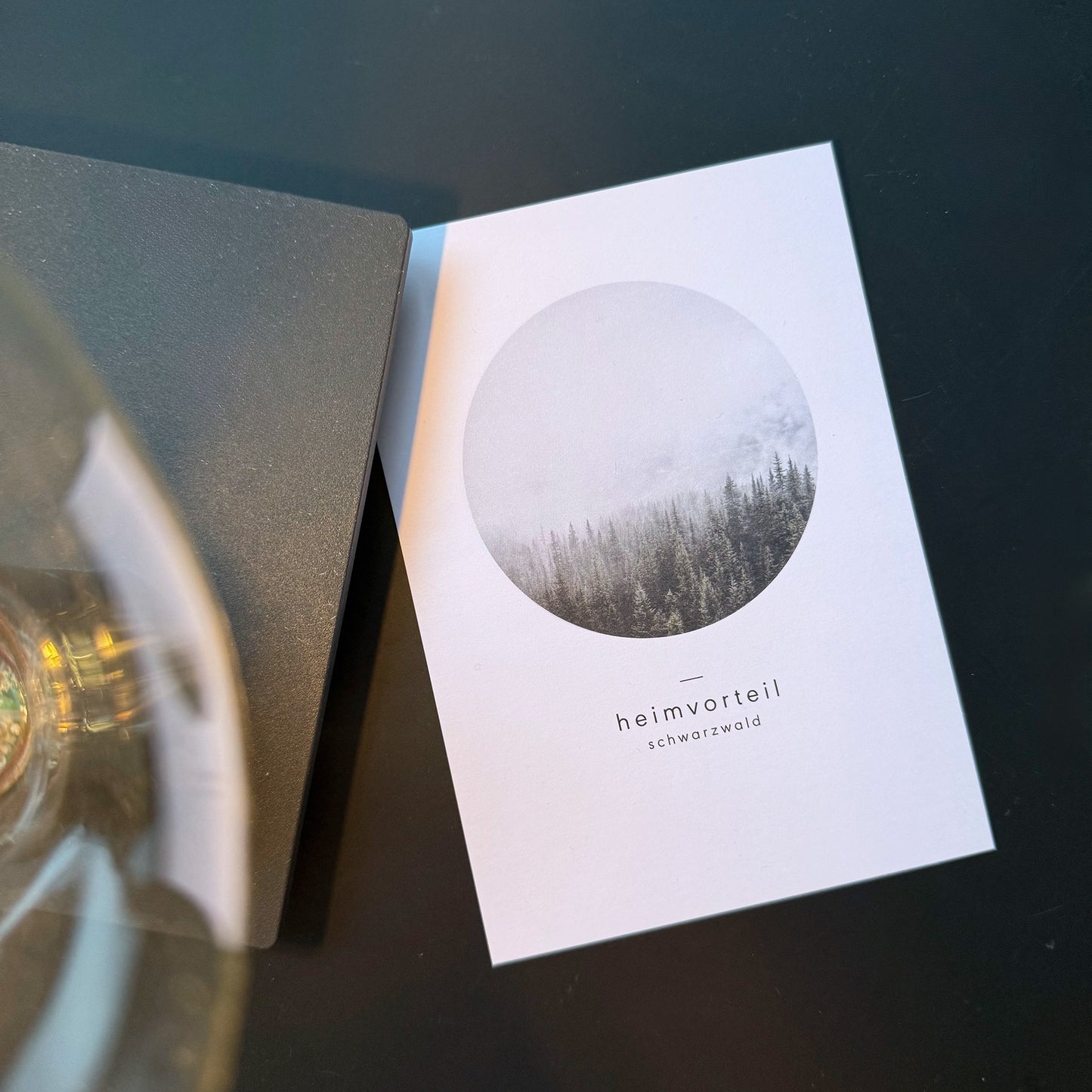 Postkarte – Heimvorteil Schwarzwald